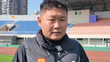 足球篮球资讯-刘建业谈目标：希望在立足中超的基础上，有更多年轻人站出来